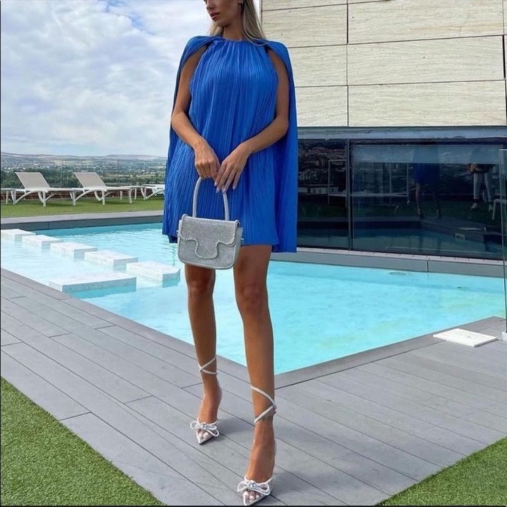 Zara PLEATED CAPE DRESS - Picture 3 of 7
